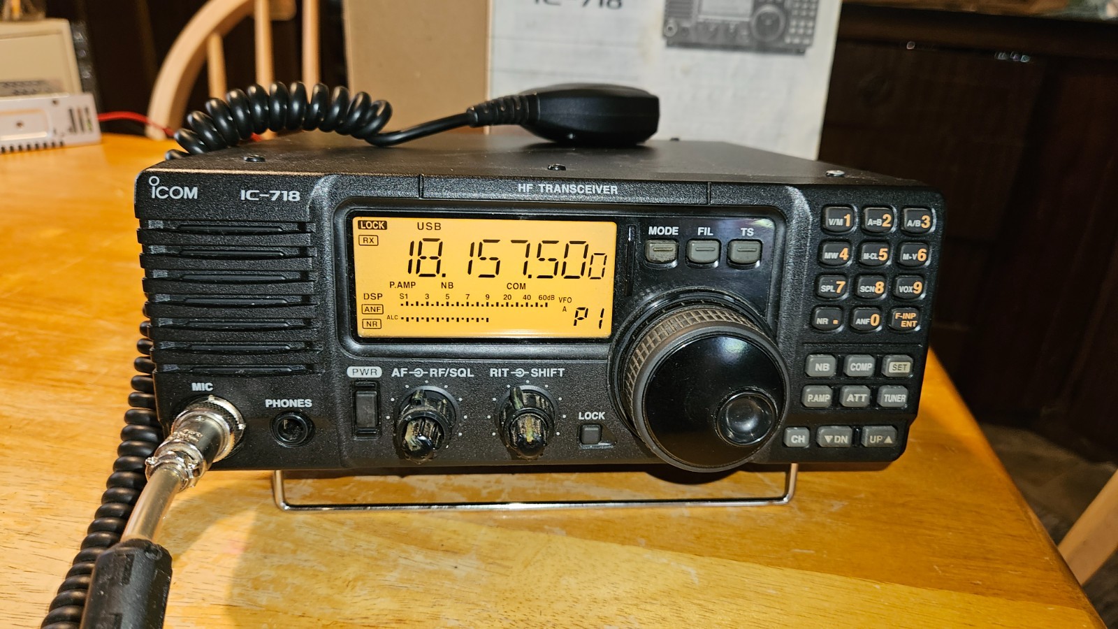 Icom IC-718 Radio Transceiver
