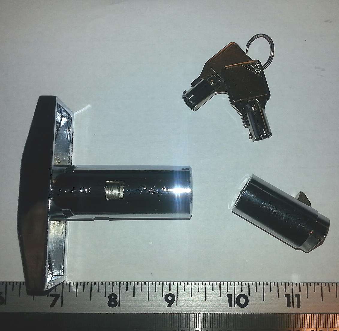 Vending machine T handle lock assembly w/ plug lock & 2 keys - New