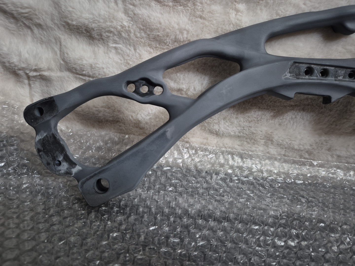 Hoyt RX-8 Compound Bow Riser Carbon Frame AR007 Right Hand Blank
