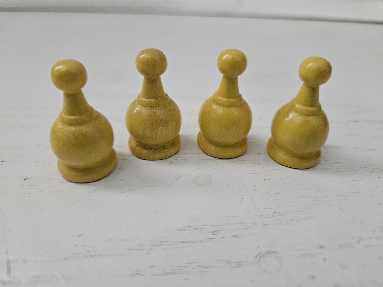 Vintage 1964 Parcheesi Gold Seal Edition Replacement Parts YELLOW Wood Pieces 4