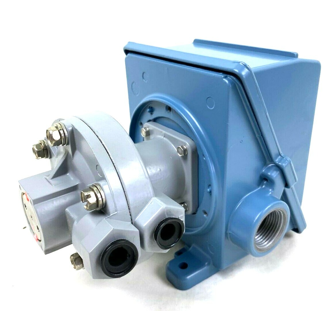 United Electric | J400K-457 Differential Pressure Switch | New Open Box