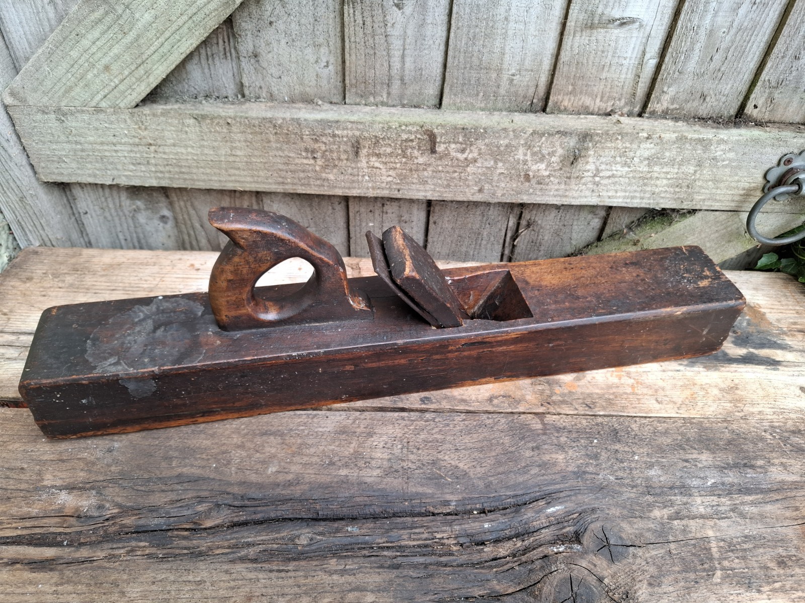 Antique / Vintage Maples 24" Wooden Carpentry Plane Hand Tool With Blade