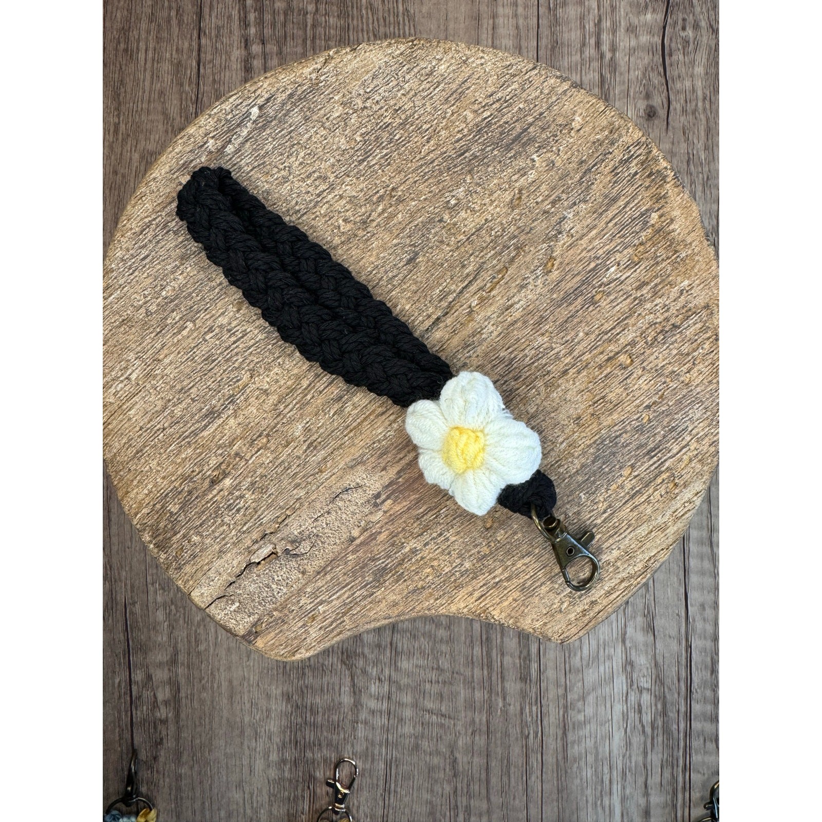 Macrame Daisy Wristlet Strap Flower Keychain Black White Purse Charm FAST SHIP