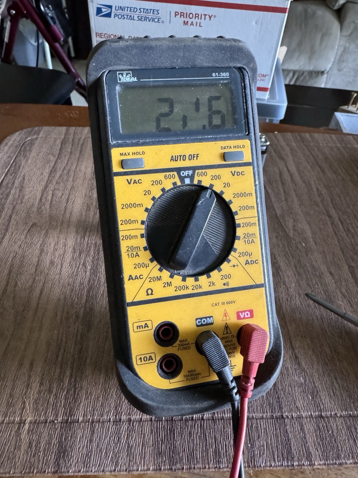 Ideal Multimeter Model 61-360 Contractor-Grade Digital Display Missing 1 Line.