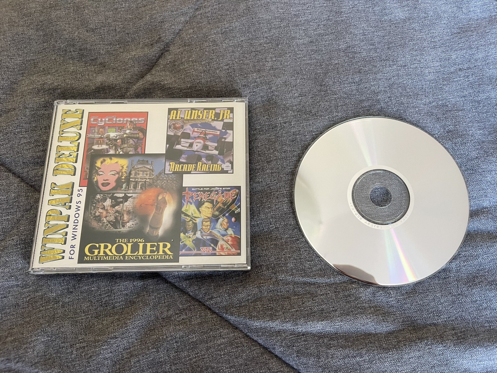 1996 Grolier Multimedia Encyclopedia PC Software CD Great Shape - Cleaned