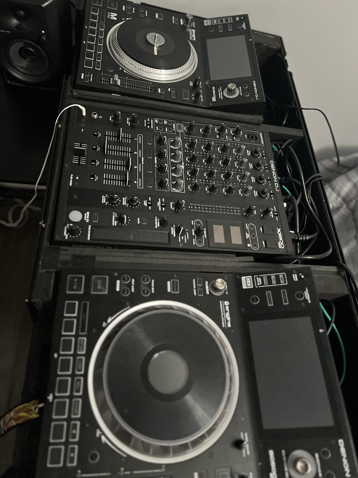 2 Denon SC5000 Prime & Denon X1800 Mixer