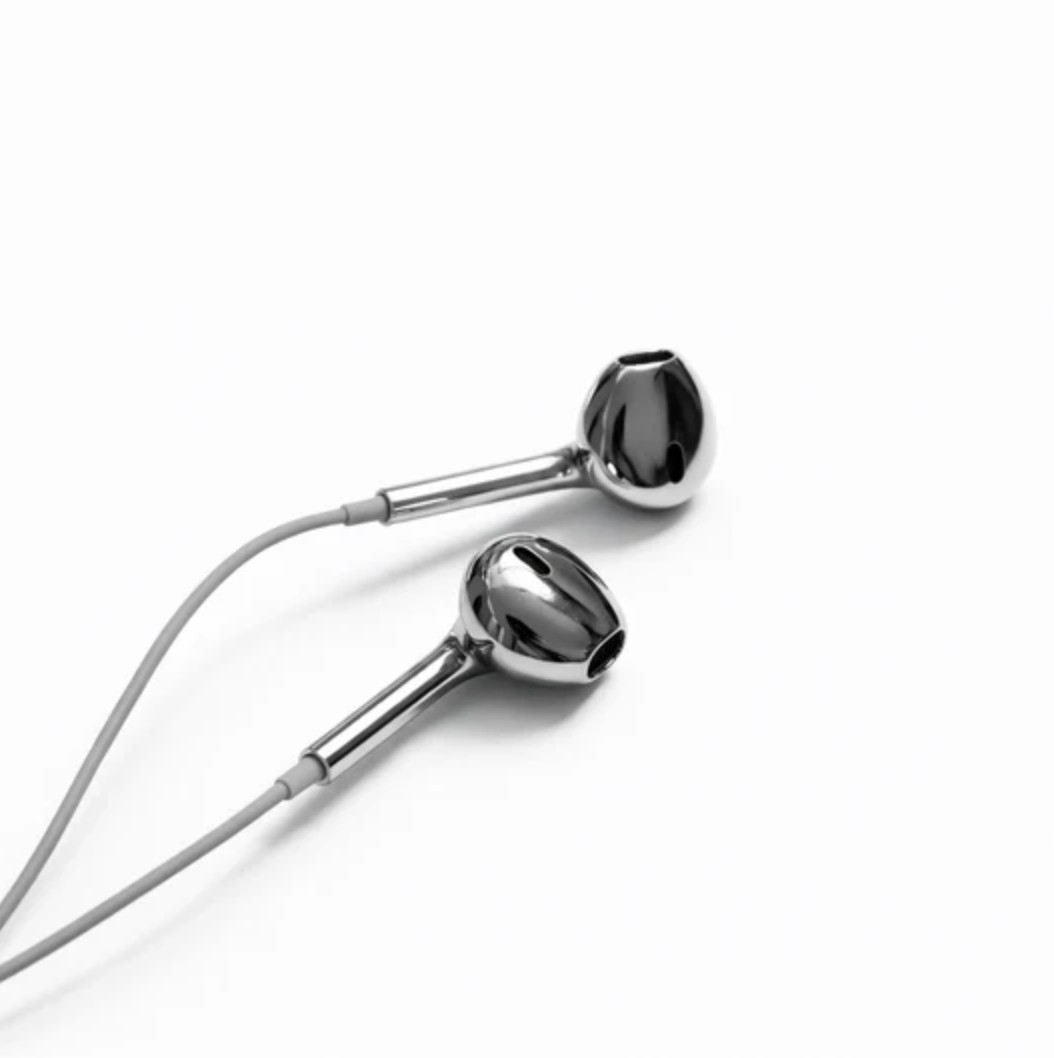 CHROME FINISHED WIRED EARBUDS