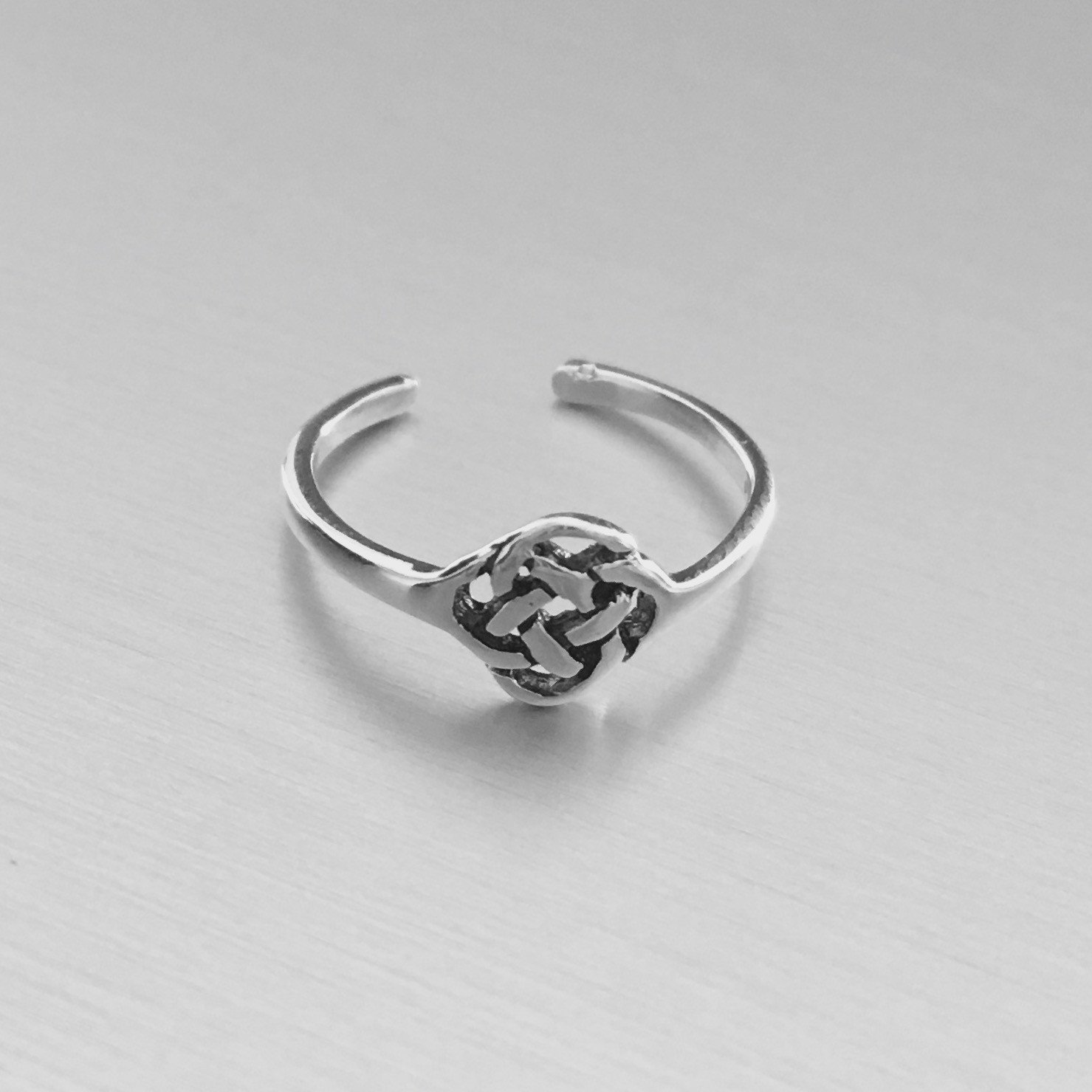 Sterling Silver Tiny Celtic Knot Toe Ring, Minimalist Rings, Love Knots Ring