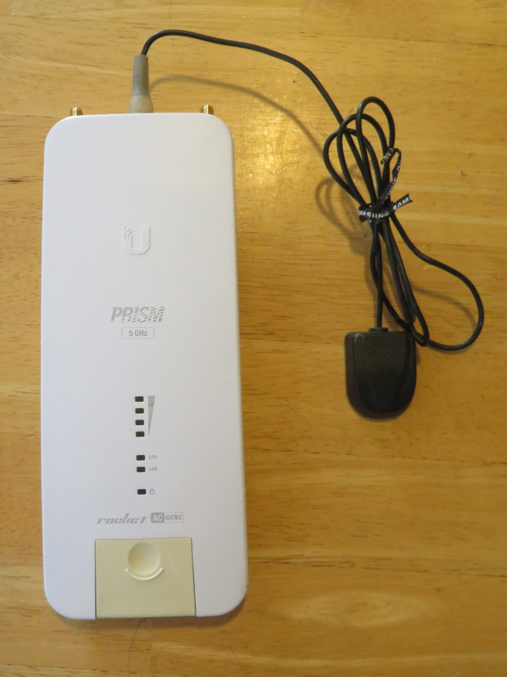 UBIQUITI - Rocket Prism AC Gen2 (RP-5AC-Gen2) 5 GHz ac Radio with GPS antenna
