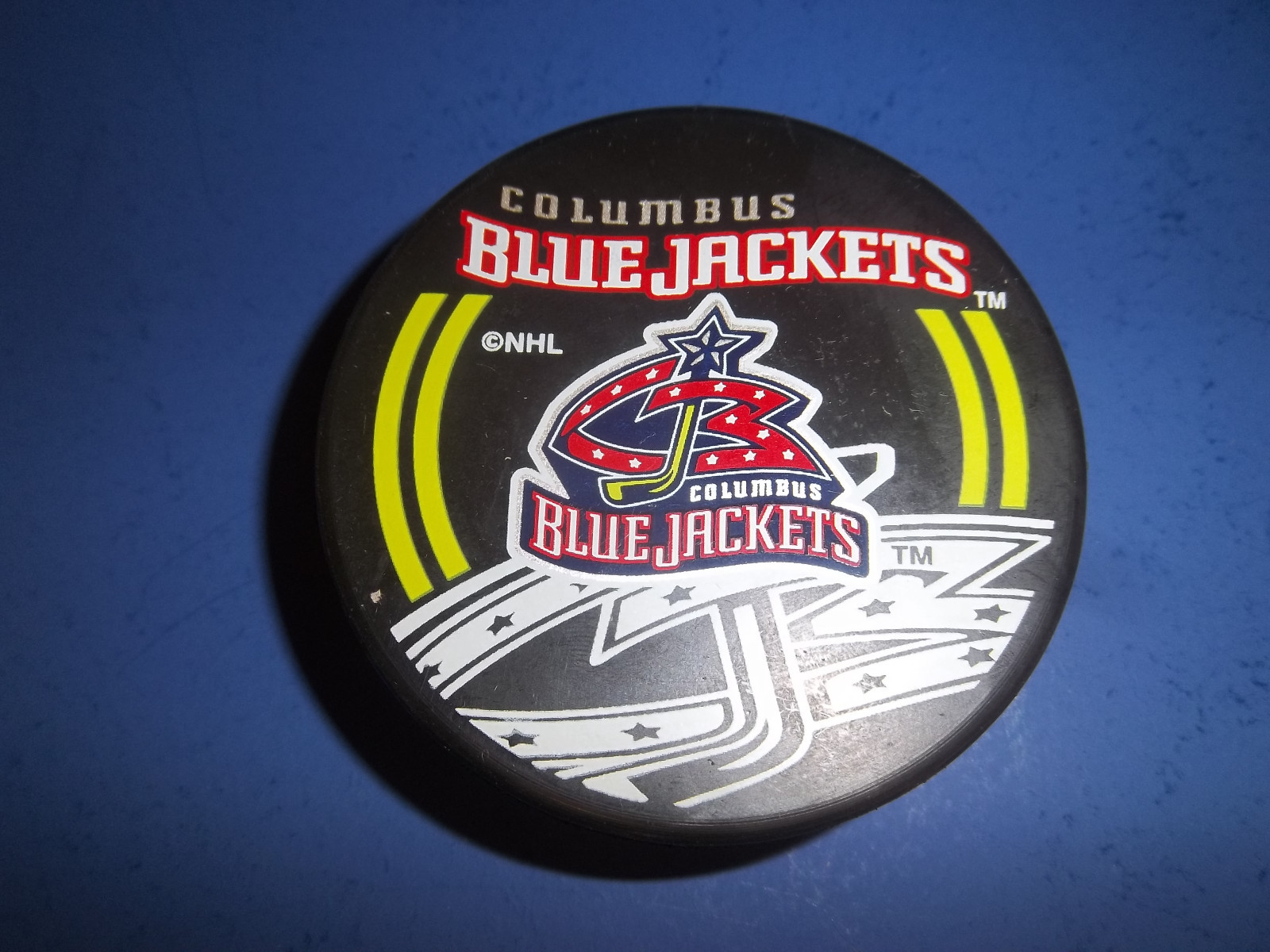 NEW COLUMBUS BLUE JACKETS OFFICIAL NHL HOCKEY PUCK  NHL LICENSED PUCK 16