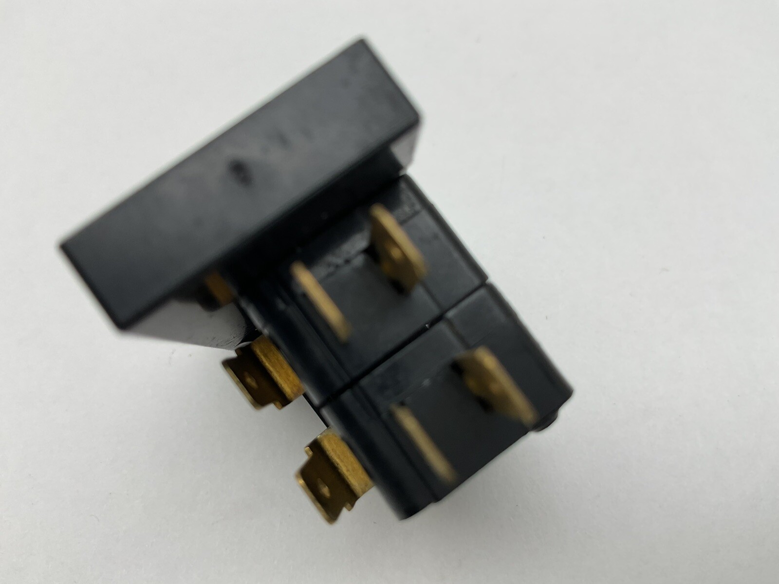 Dixie Narco 276E, 501E & 600E Soda Machine Vend Motor Double Cluster Switch