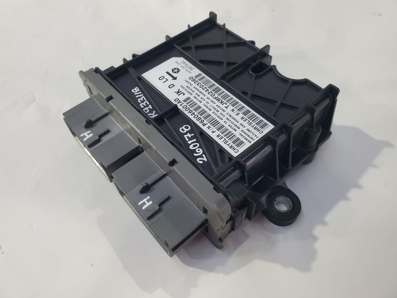 2010 2011 Jeep Wrangler OEM SRS Control 68046001AD