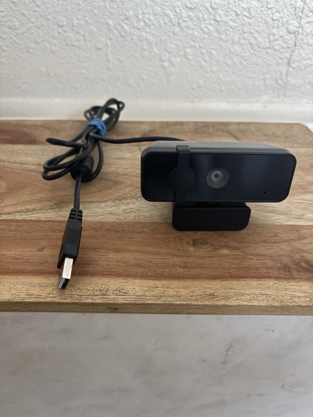 Lenovo Essential FHD Webcam 1080p USB Camera Black FHDWC300
