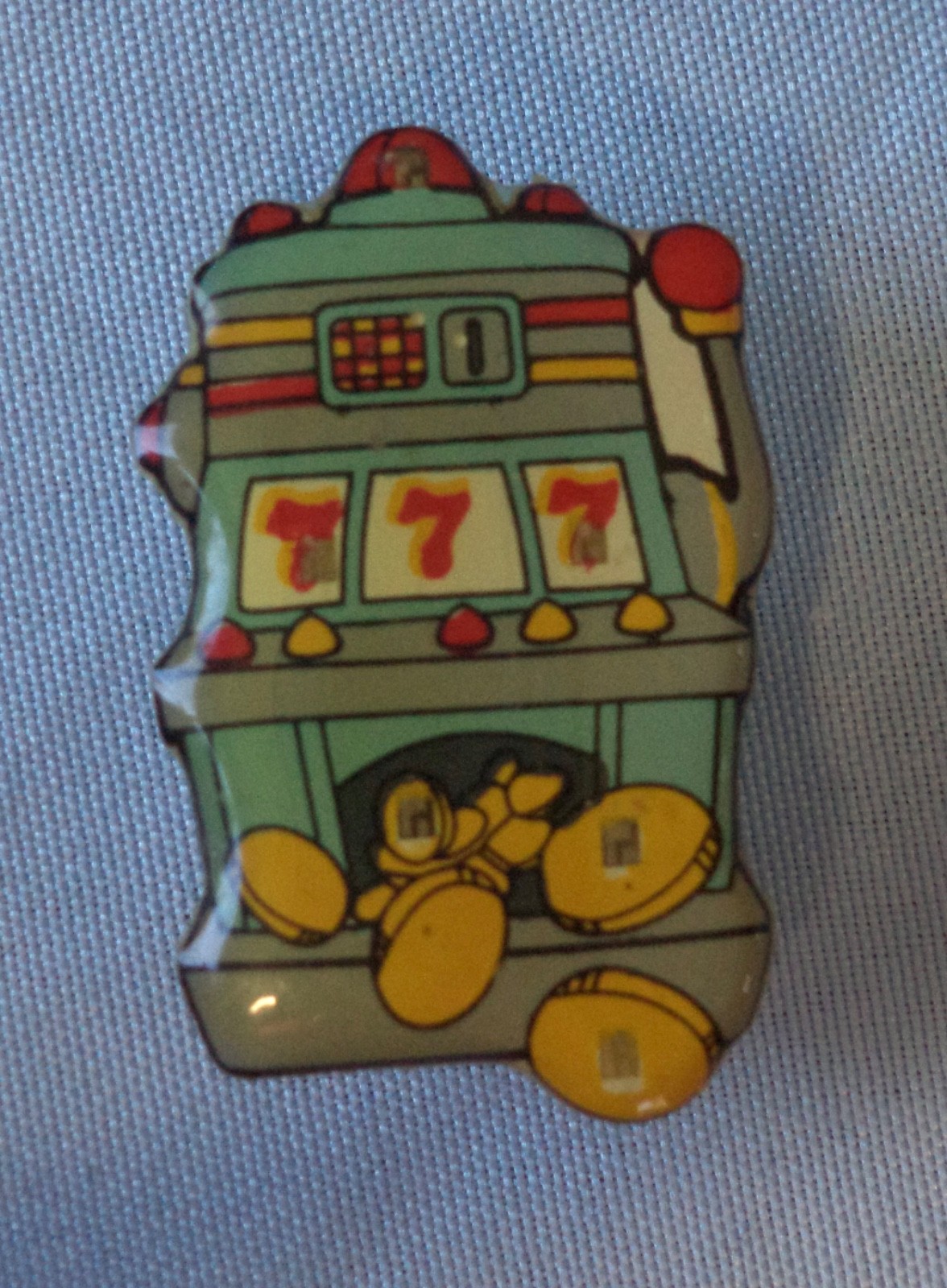 Retro Flashing Casino Slot Machine Magnet 777 (non-magnetic)