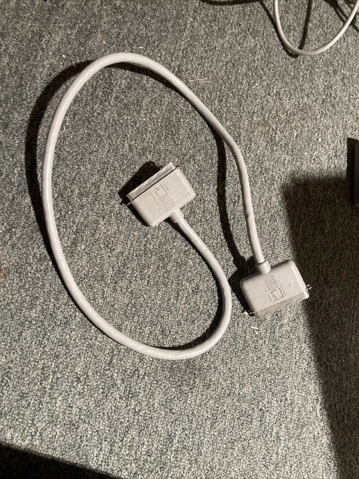 Genuine Apple 590-0306-A CN50 Male SCSI to CN50 Male Cord EL2381