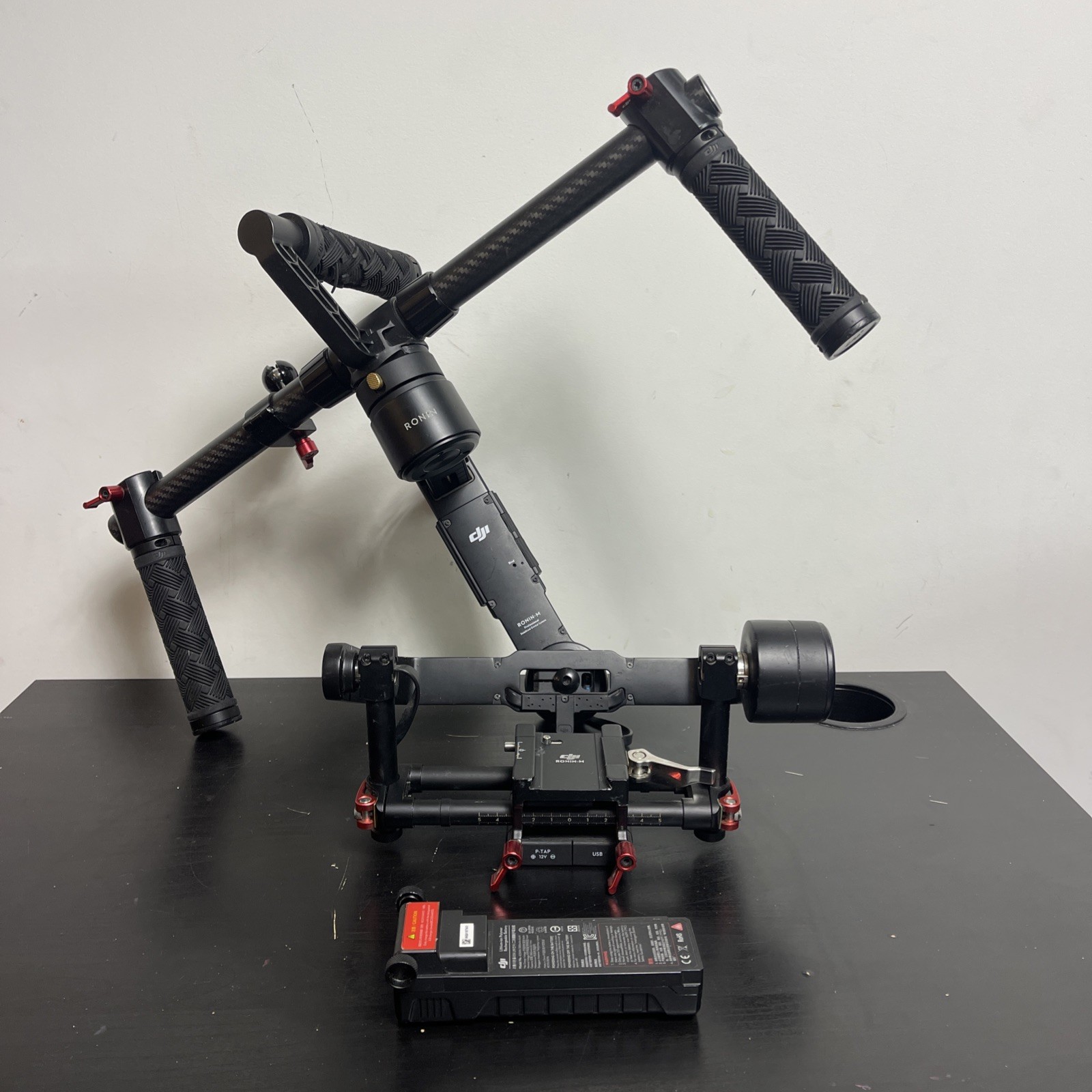 DJI RONIN M  handheld 3-Axis Gimbal Stabilizer (Tested) No Charger