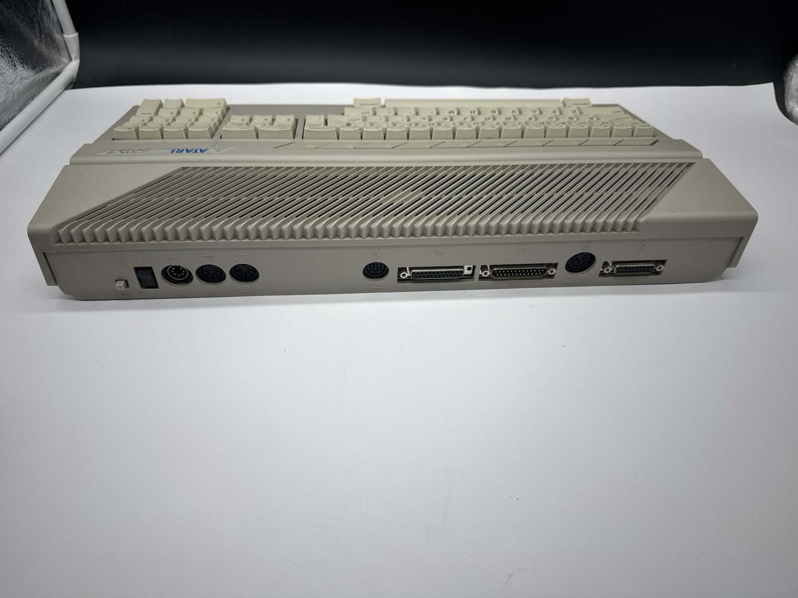 Atari 520ST Vintage Computer – Power Light Tested – Untested / Parts or Repair