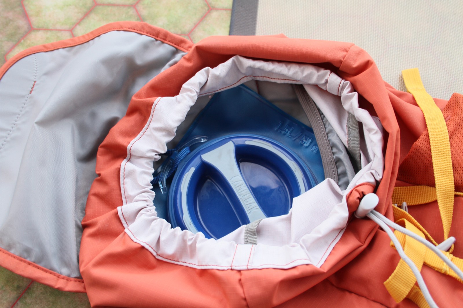 Camelbak ARETE 18 Hydration Backpack -w/ 1.5L Bladder