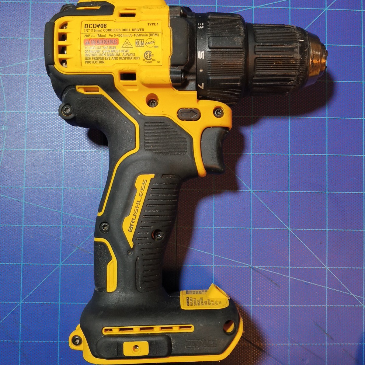 DEWALT DCD708 ATOMIC 20V MAX Brushless Cordless 1/2" Drill/Driver - Tool Only