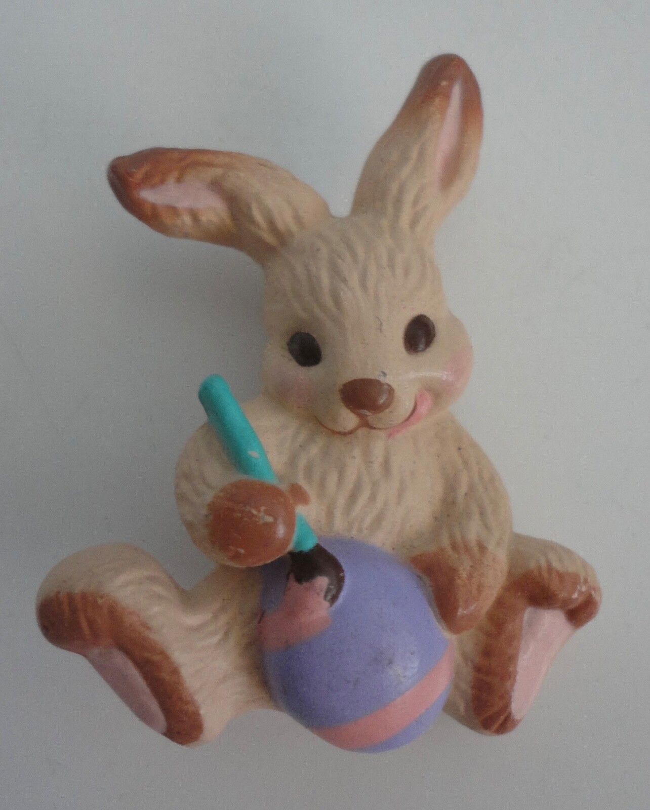 Vintage Hallmark 1986 Bunny Rabbit Painting Easter Egg Brooch Pin