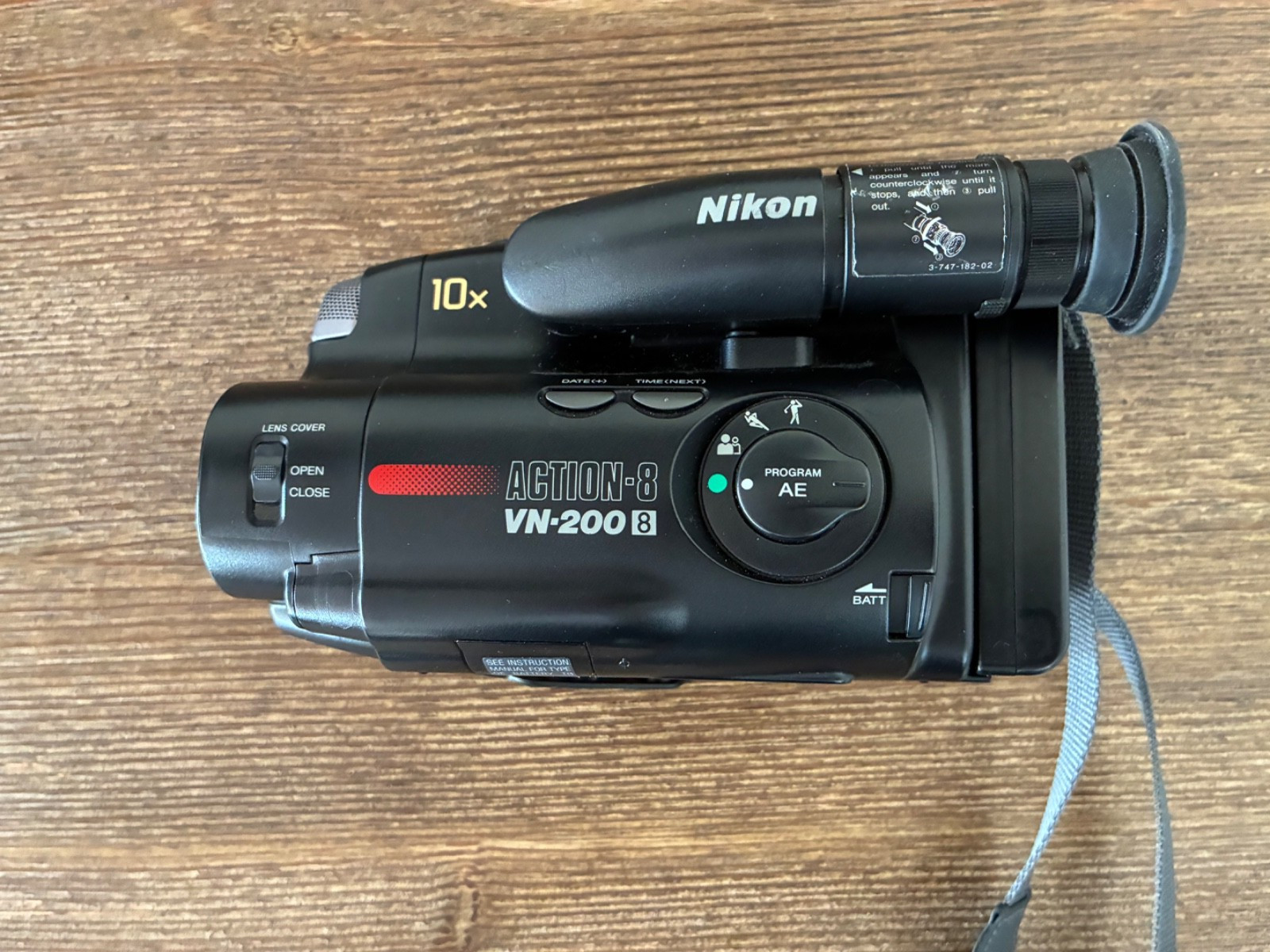 Nikon VN-200 Action-8 Camcorder 10x Zoom + Charger, Battery, Case & More -Tested
