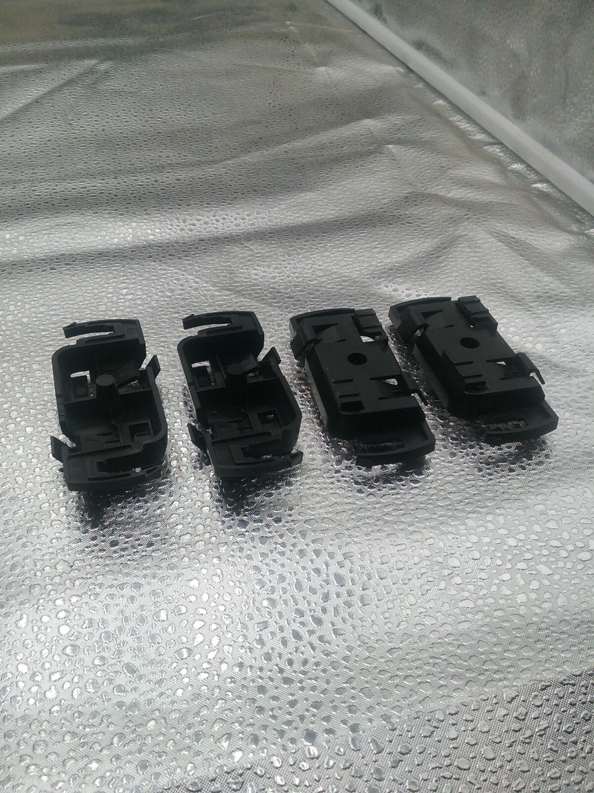 (4) HP Aruba Access Point Ceiling Rail Adapter Mounting Clips 2210599 2210370