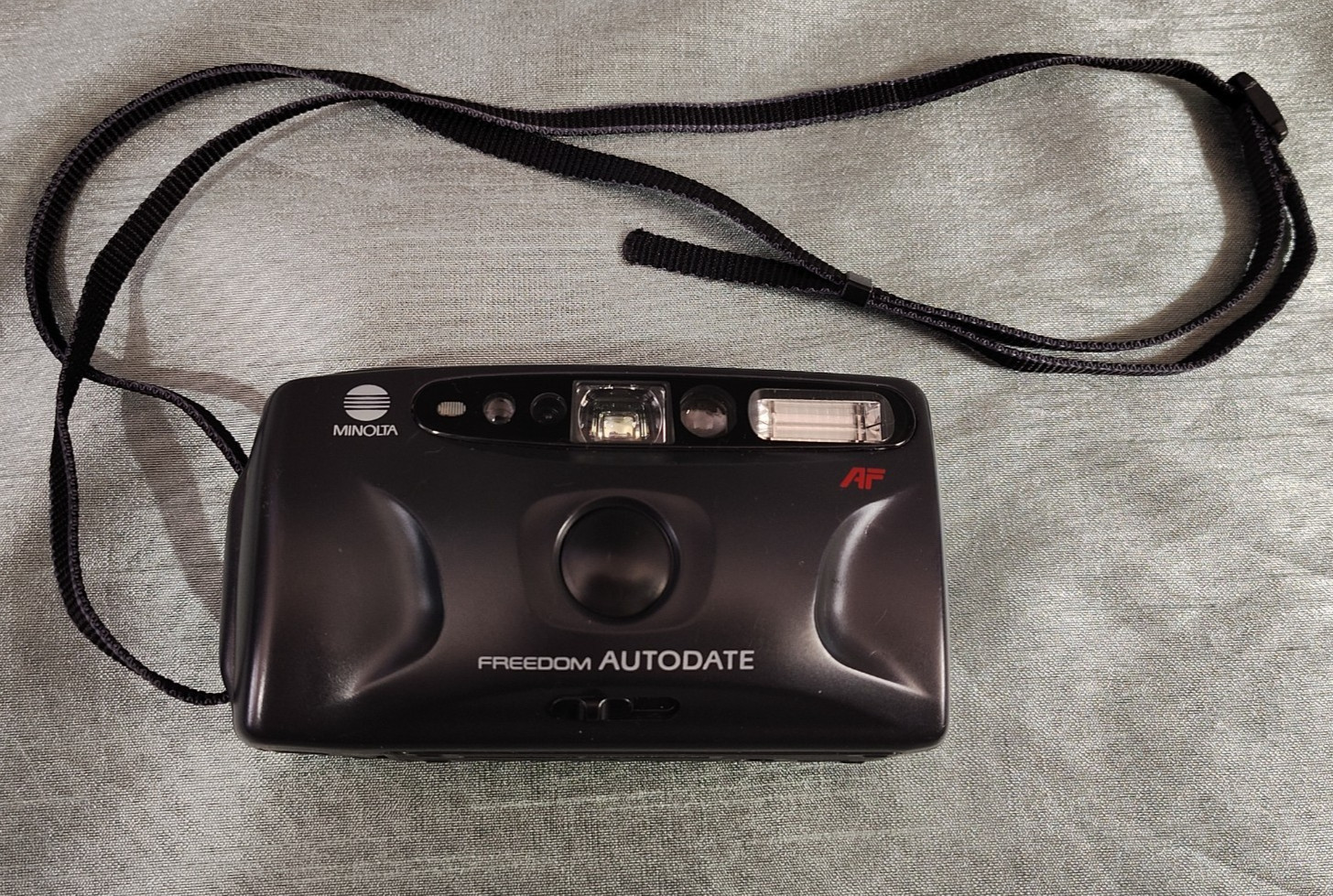 Minolta Freedom Autodate AF35R 35mm Film Camera Point & Shoot - For Parts/Repair