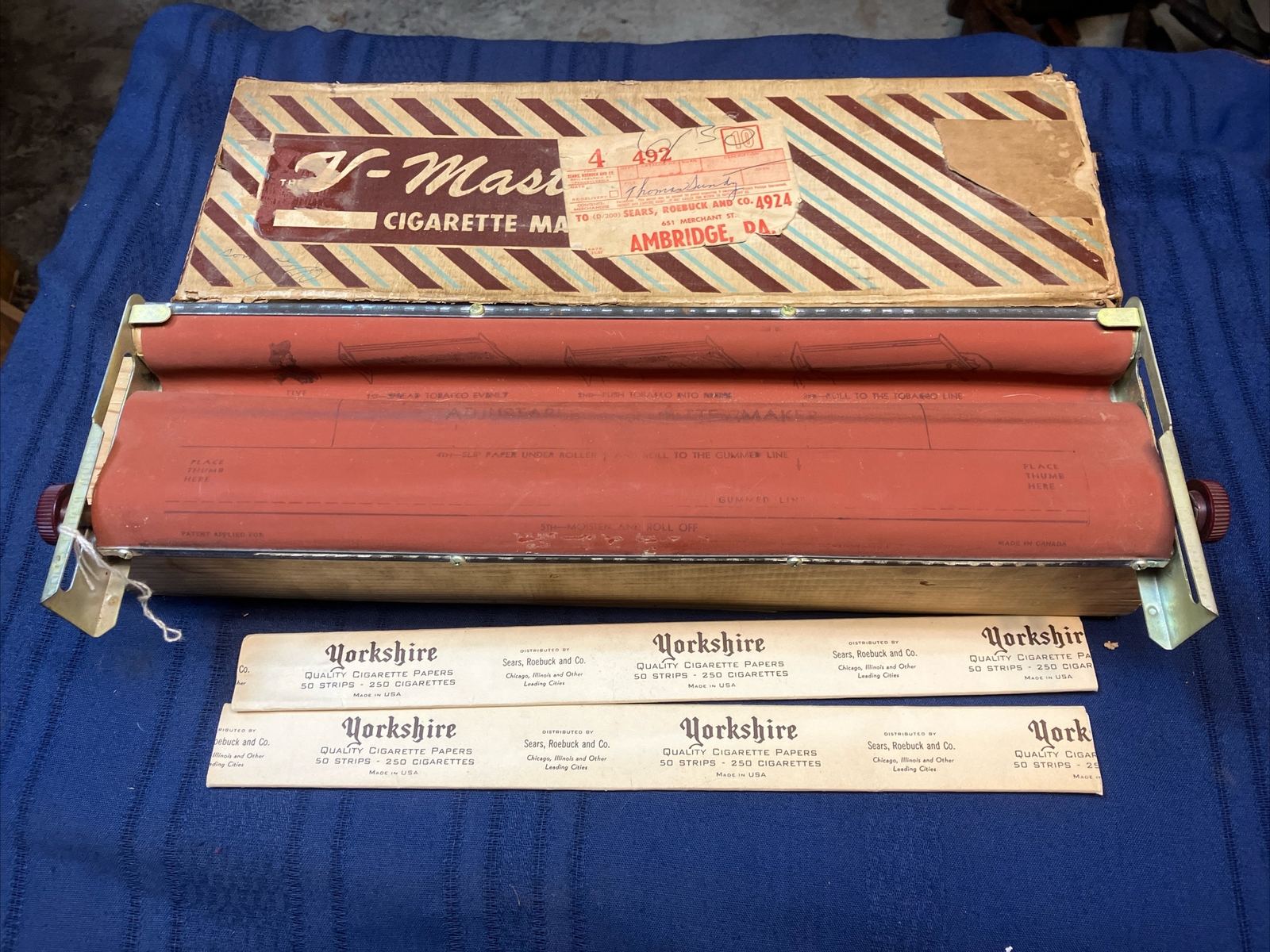 V Master Cigarette Maker, Roller