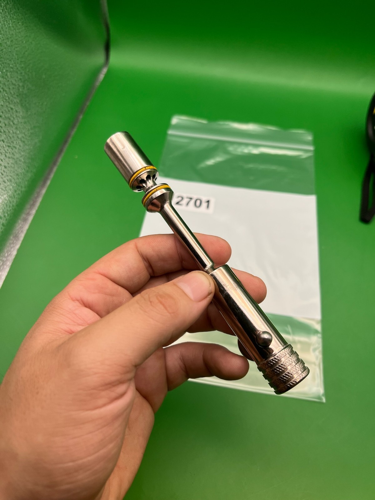 Autococker Bolt
