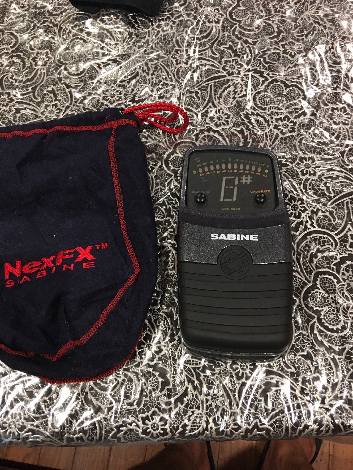 Sabine NEX-5000 Chromatic Guitar Stage Tuner Pedal