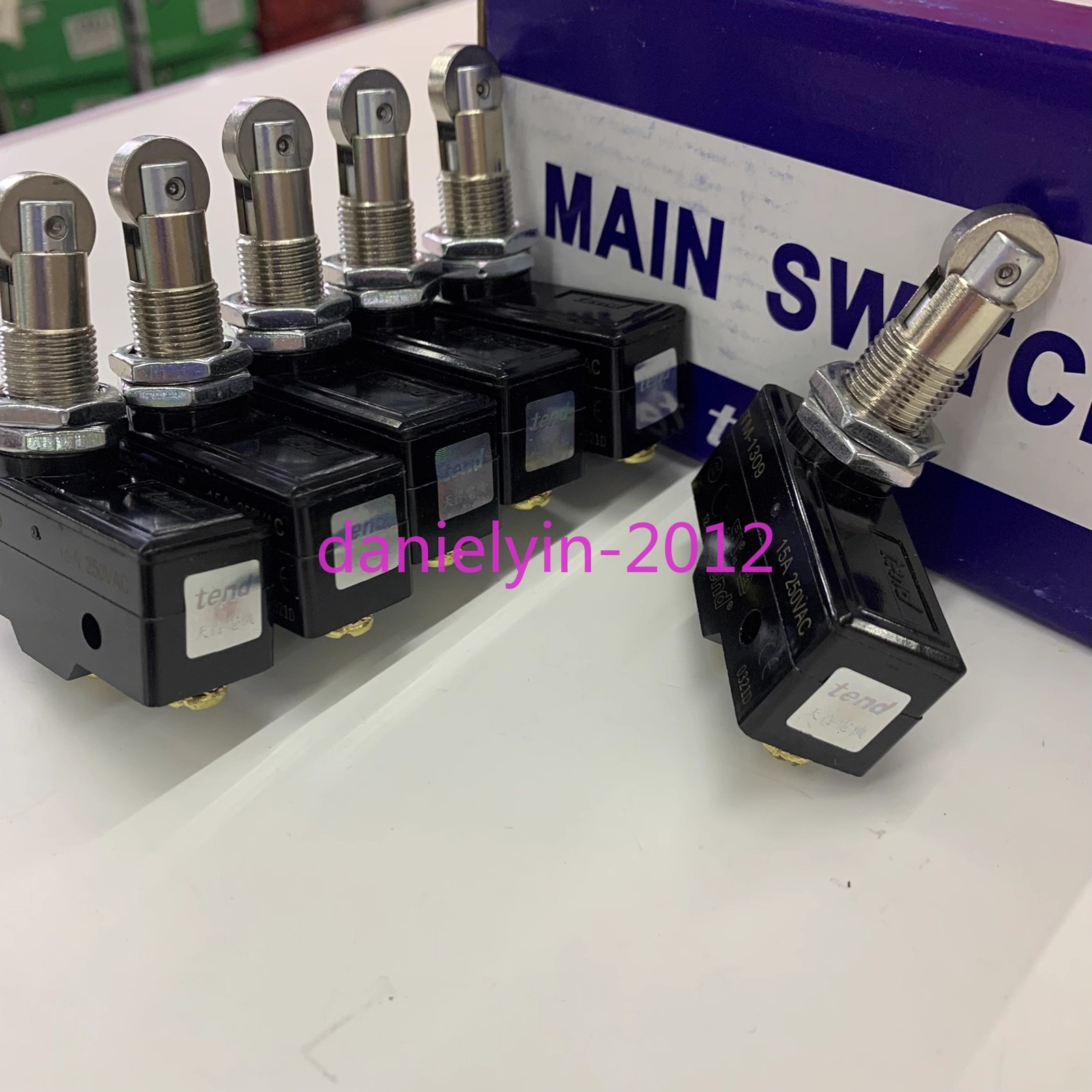 1Pcs New TEND micro switch TM1309