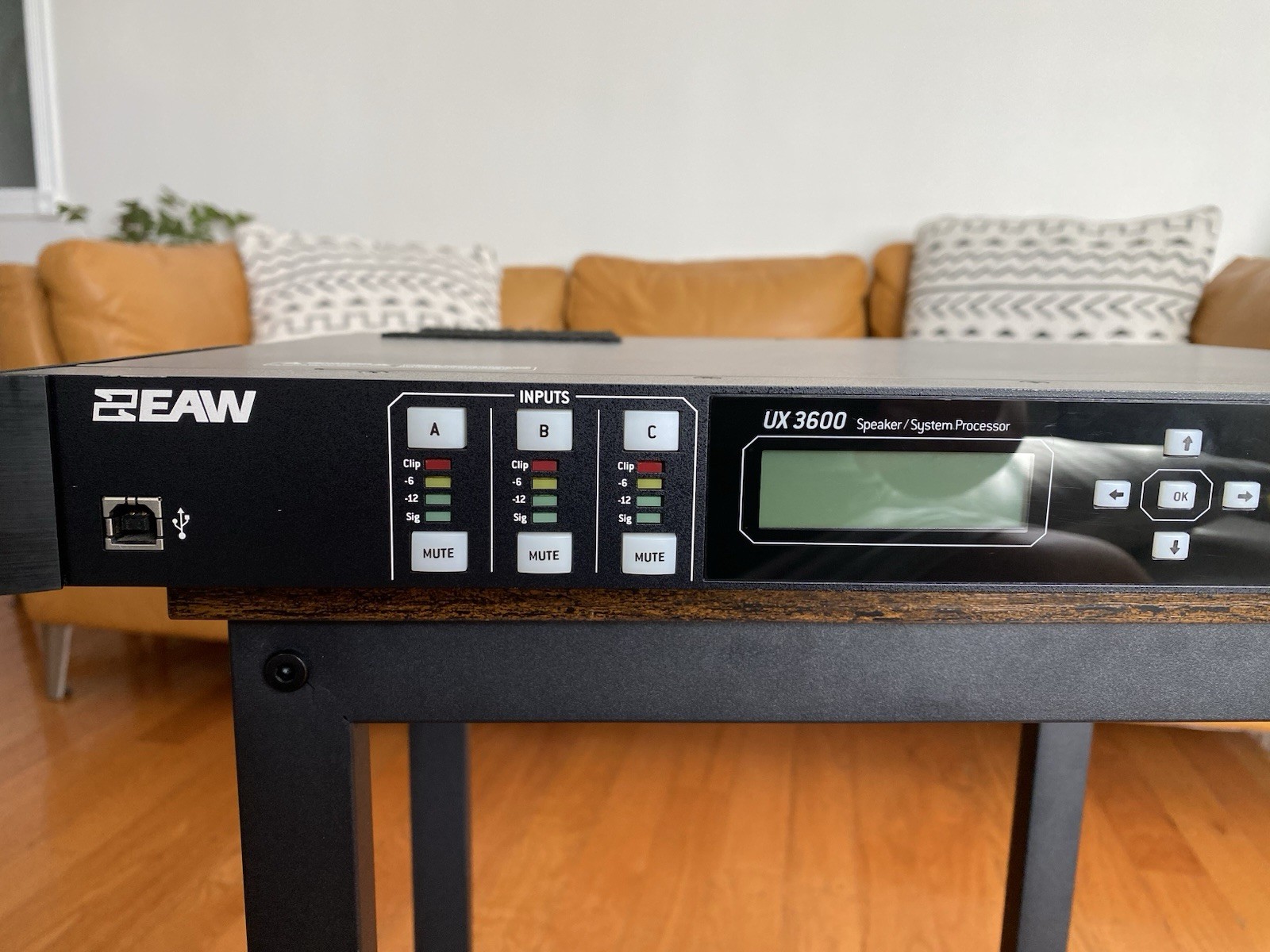 EAW UX 3600