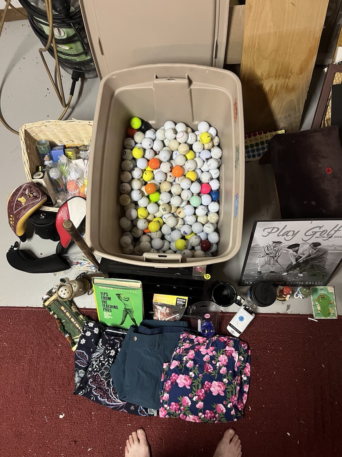 Assorted/Mixed Lot Recycled and new Golf Balls - Multicolor Assorted Colors +