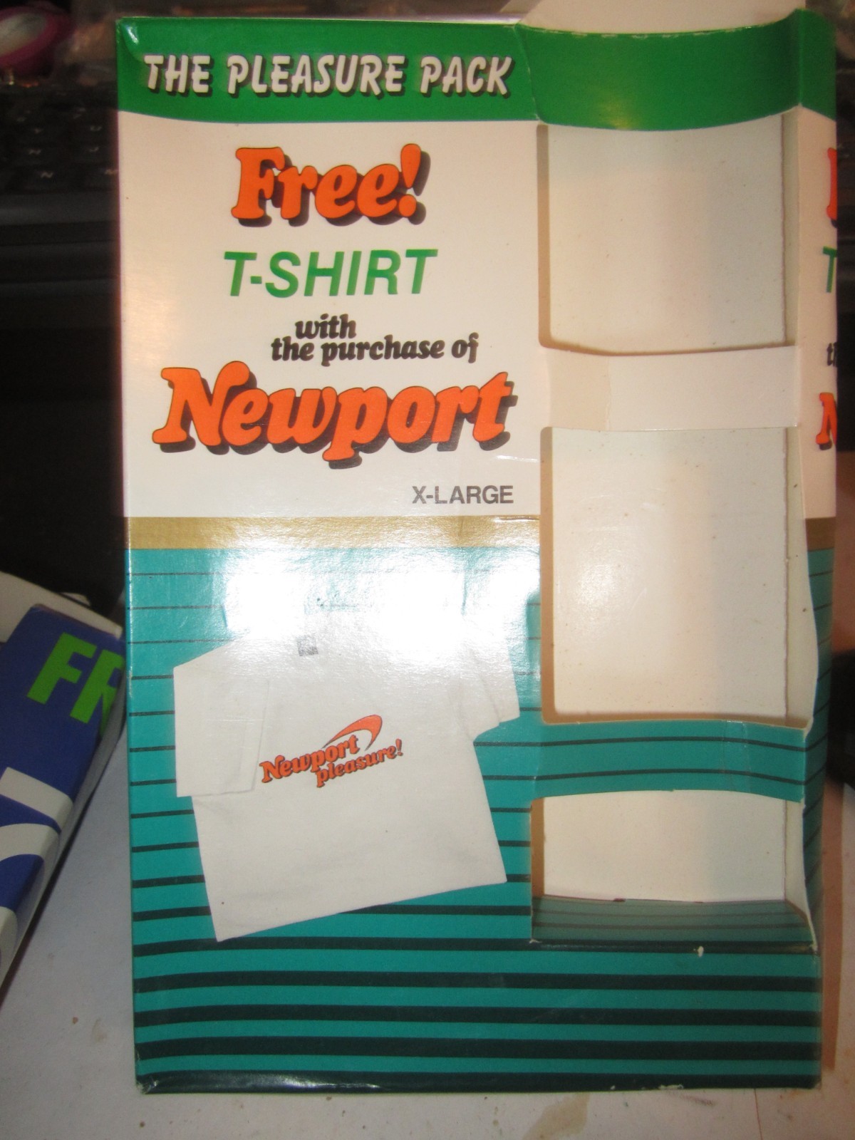 VINTAGE DEADSTOCK NEWPORT CIGARETTES PLEASURE T SHIRT XL NEW SEALED BOX