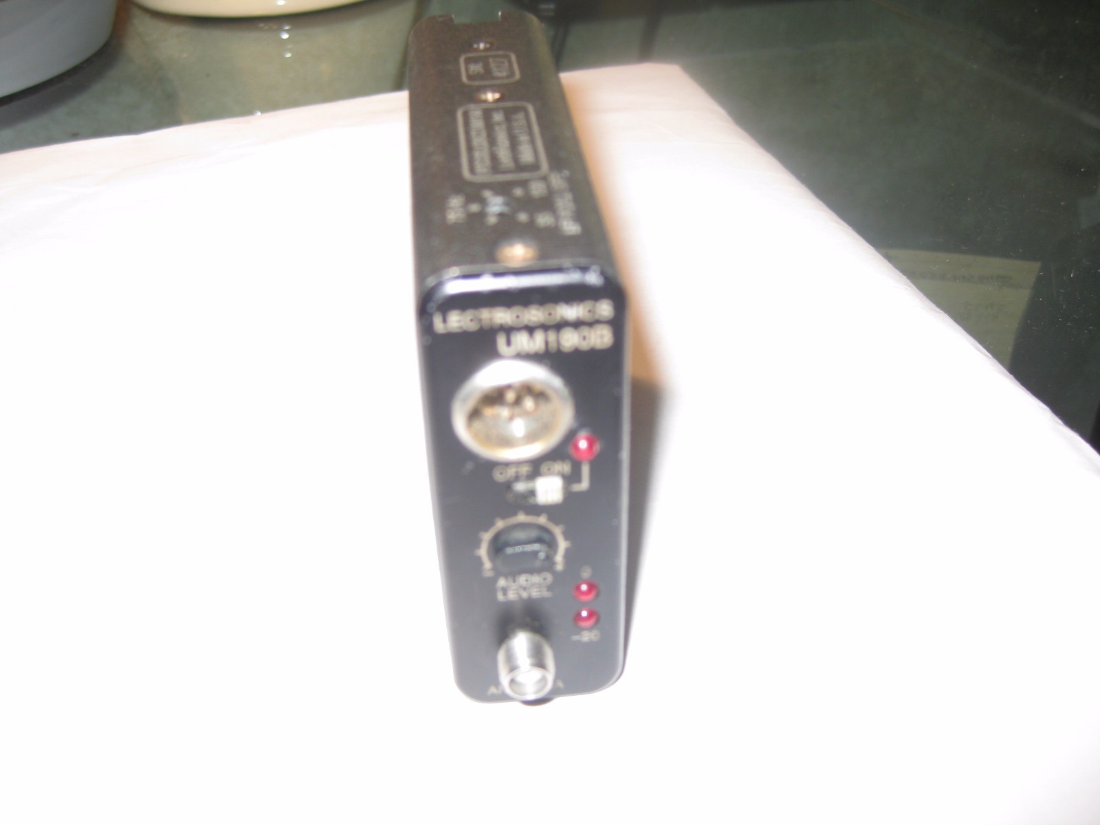 Lectrosonics UM190B 558.000 MHz No battery cover