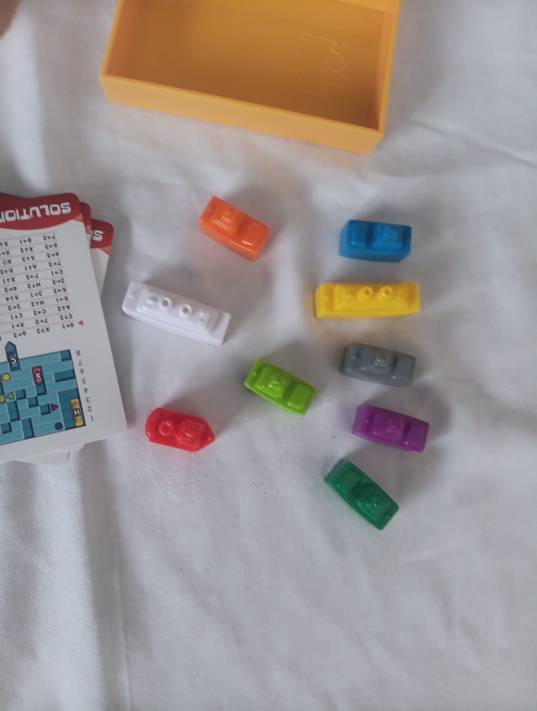 Think Fun Wave Breaker Shifting Seas Logic Game Complete with Box & Instructions