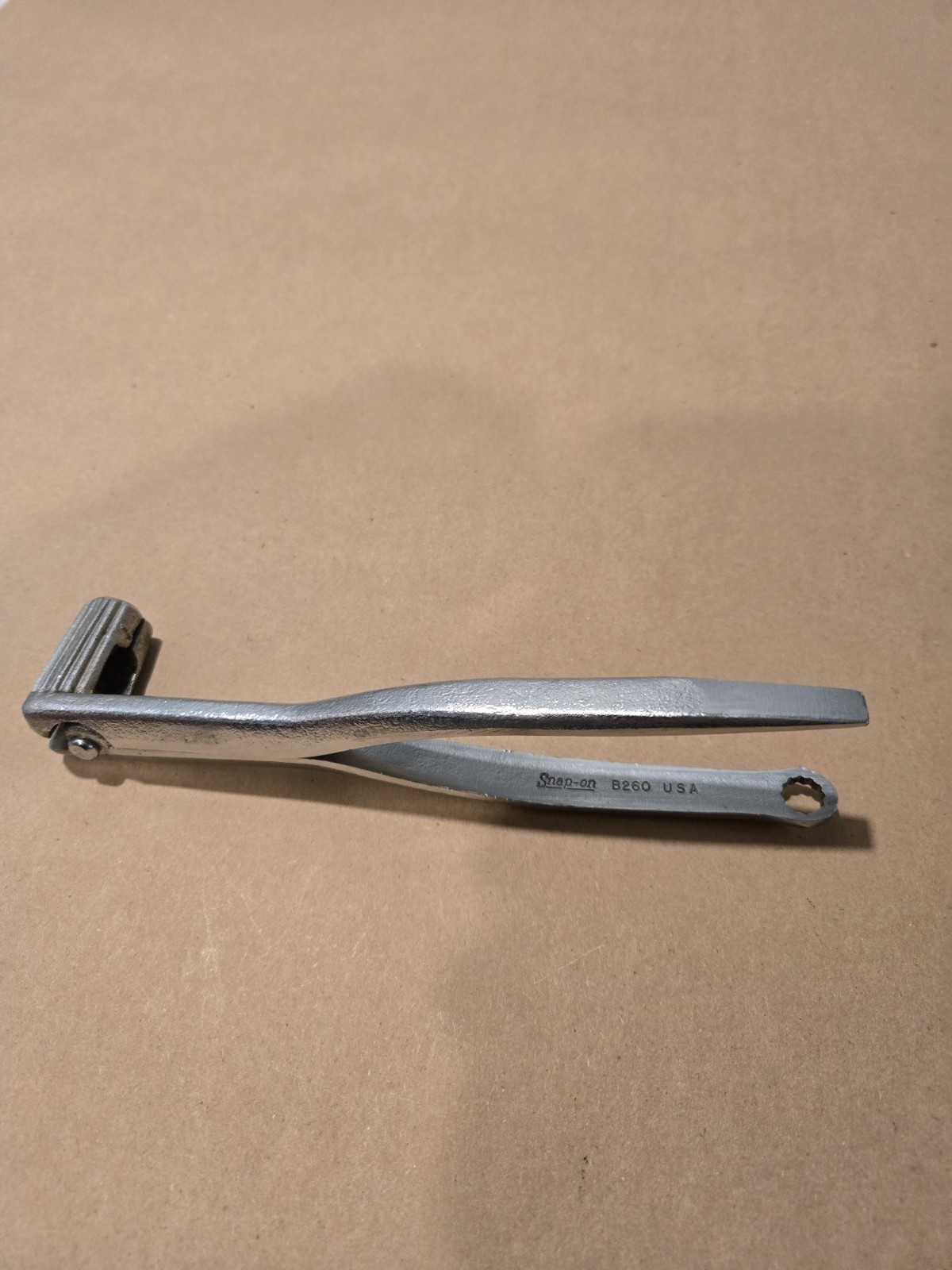 Snap On 7-1/4" Long Chrome Battery Terminal Clamp Spreader Pliers USA B260