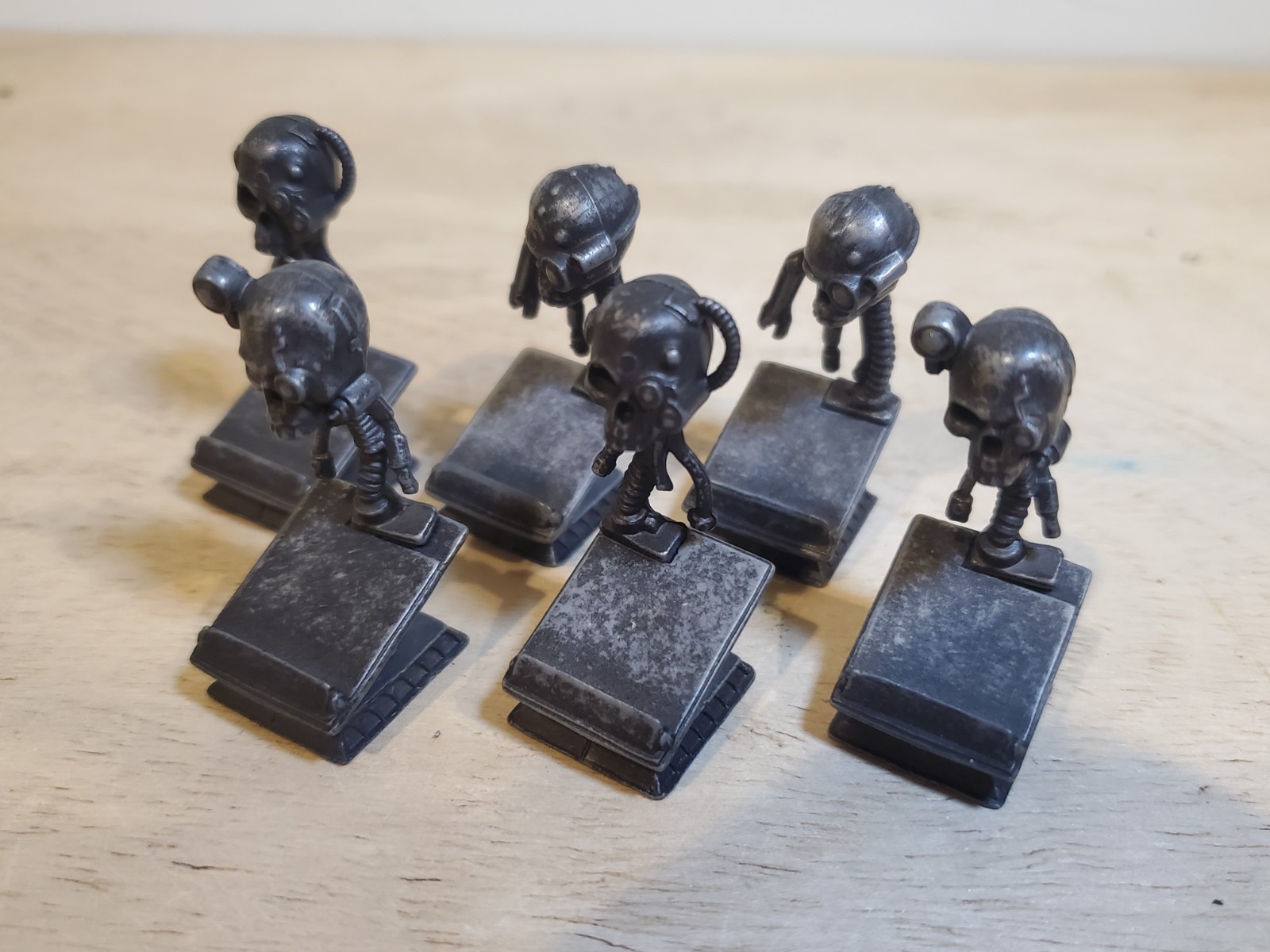 GW Warhammer 40K Lasgun Power Pack | Munitorum Dice Set - 2012 A05