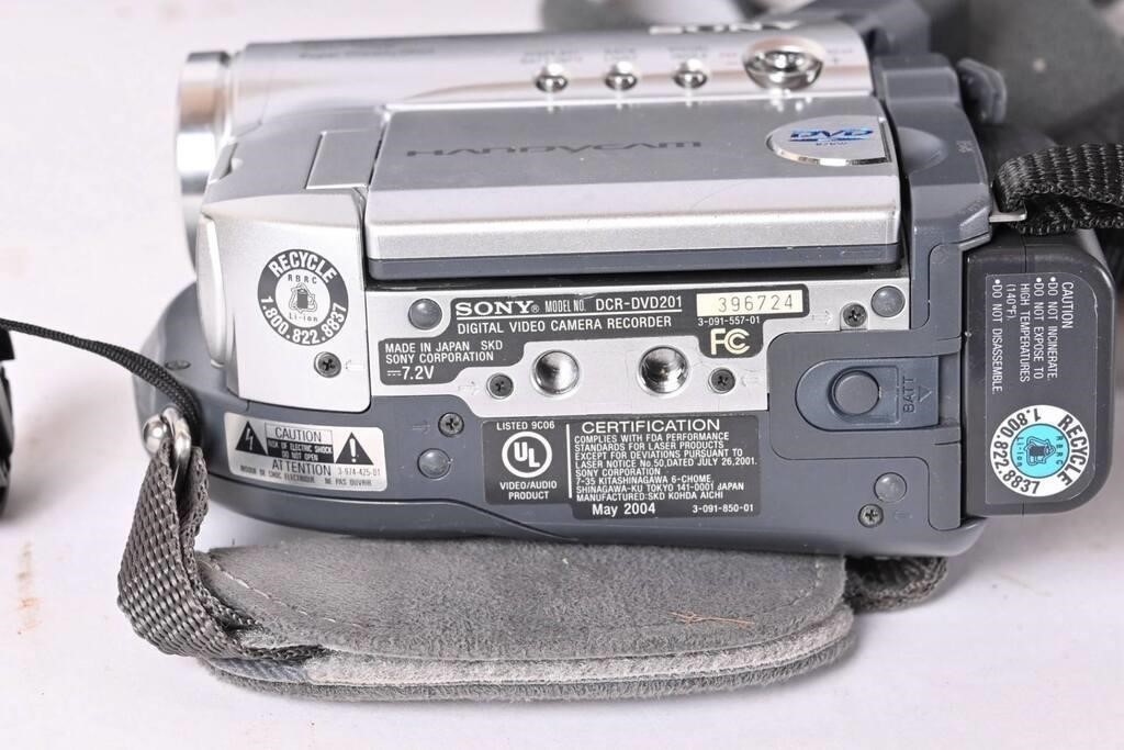 Sony   Digital Video Camera Recorder DCR-DVD201  AS IS!!
