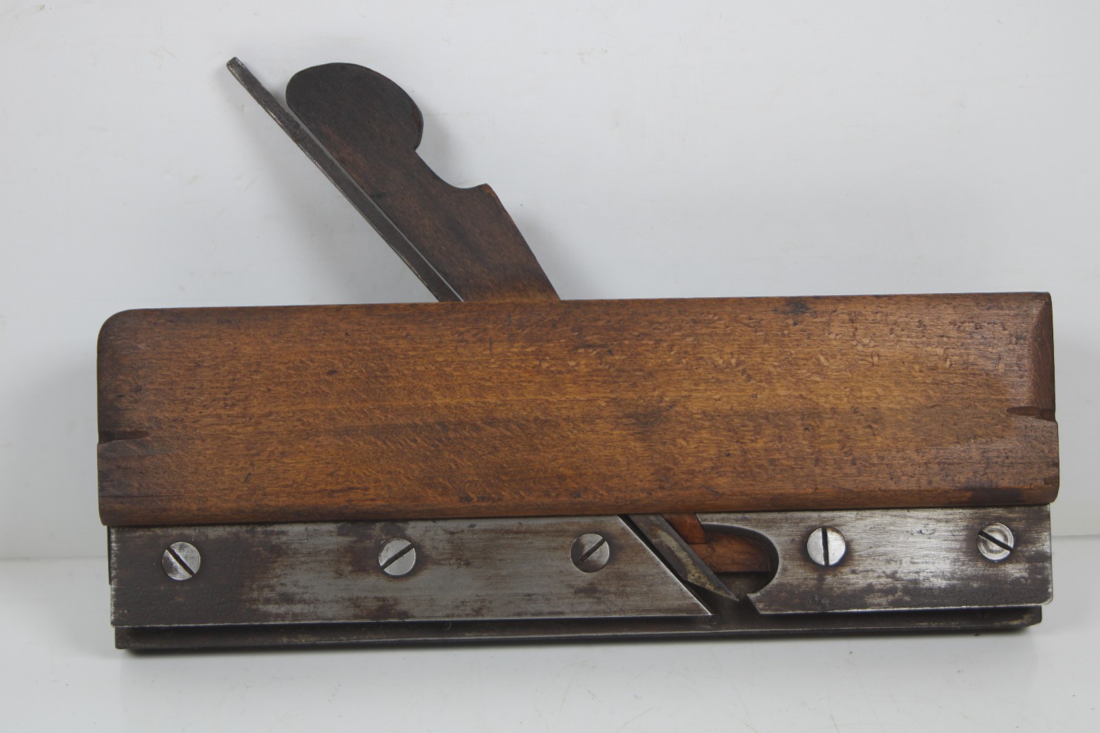 Fine User J. H. Lamb, New Bedford,  MA 3/4" Groove Moulding Plane INV#PT02