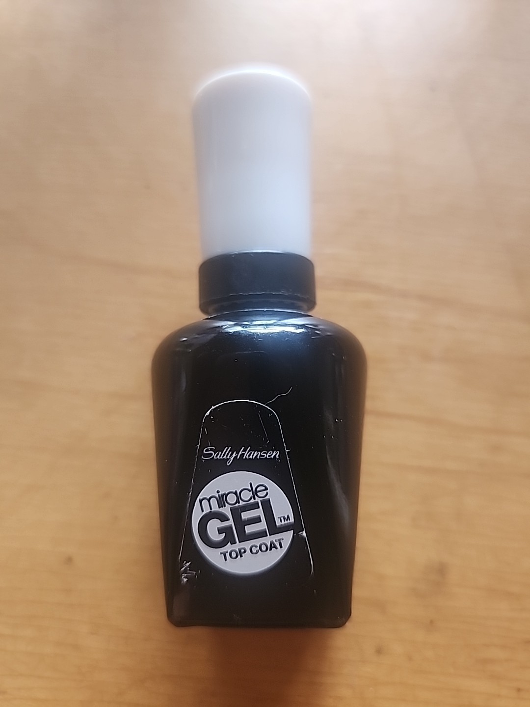 Sally Hansen At-Home Miracle Gel Nail Polish, Long-Lasting Top Coat, 0.5 ounces