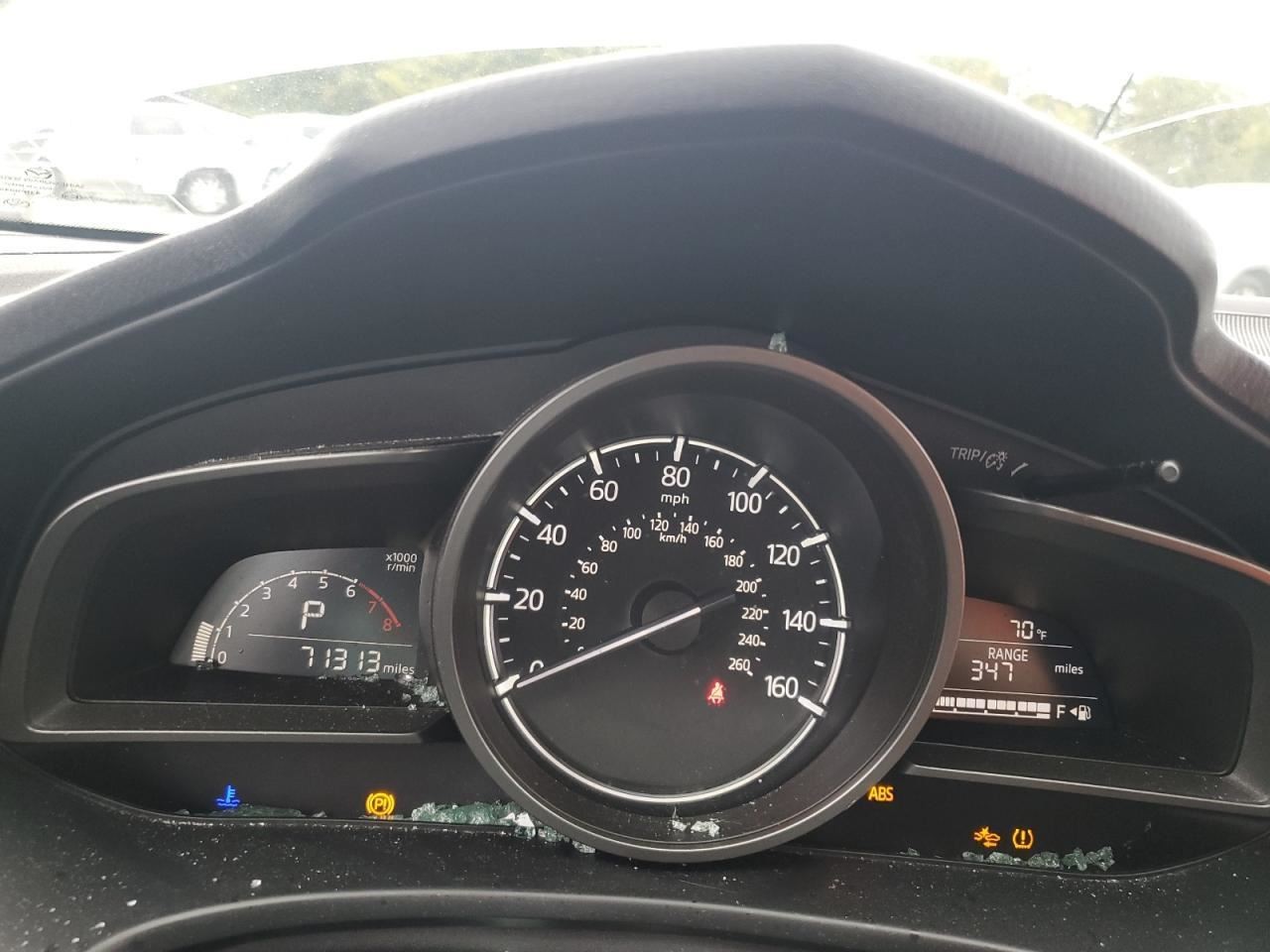 3 2018 Glove Box 4916502