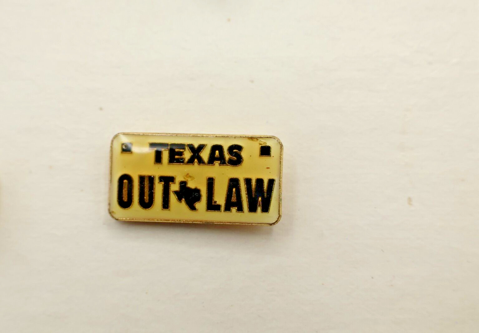 Cactus Ranch Outlaw License - Hats Add-Ons - P3646- PIN- Lapel Pin- Dut's Deals
