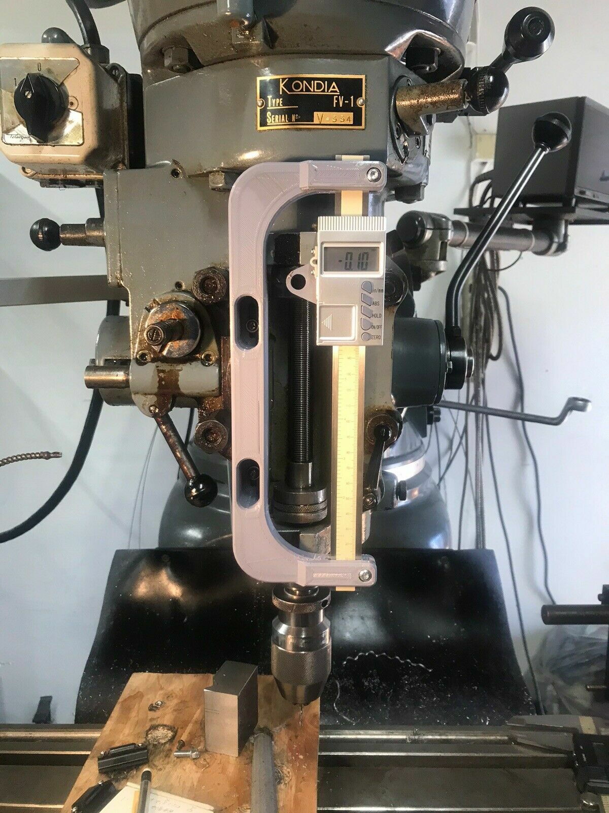 BRACKET for VERTICAL DIGITAL READOUT QUILL MILL KONDIA SHARPE BRIDGEPORT DRO