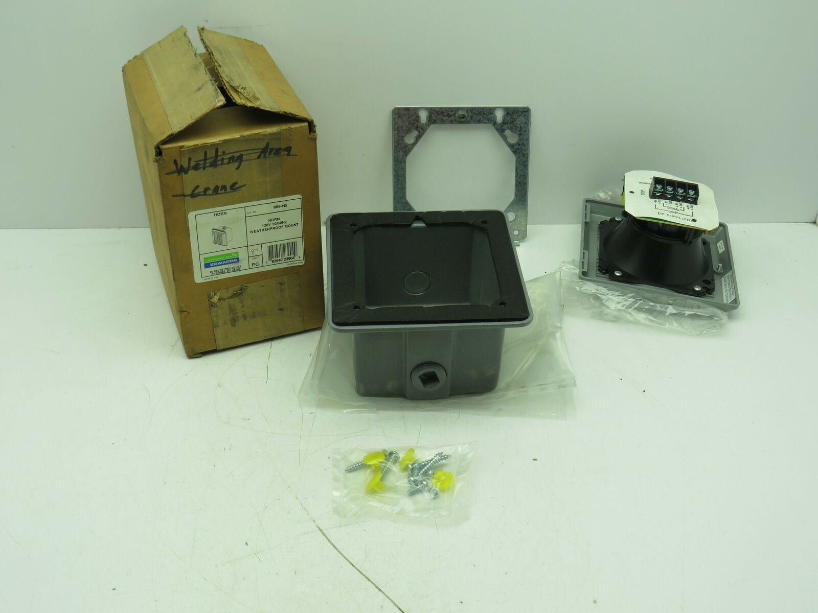 Edwards 686-N5 Electronic Signal Siren Horn Indoor/Outdoor Weatherproof 90-112dB