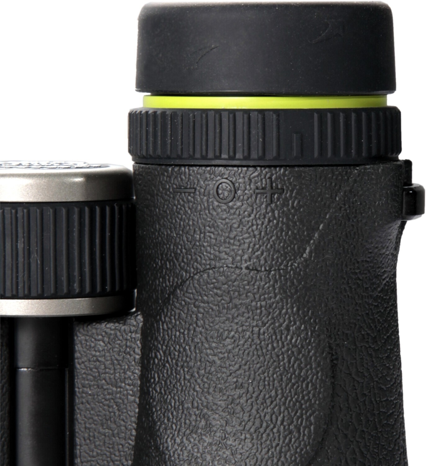 Vanguard Spirit ED 8 x 42 Hunting Birding Binoculars (Used)