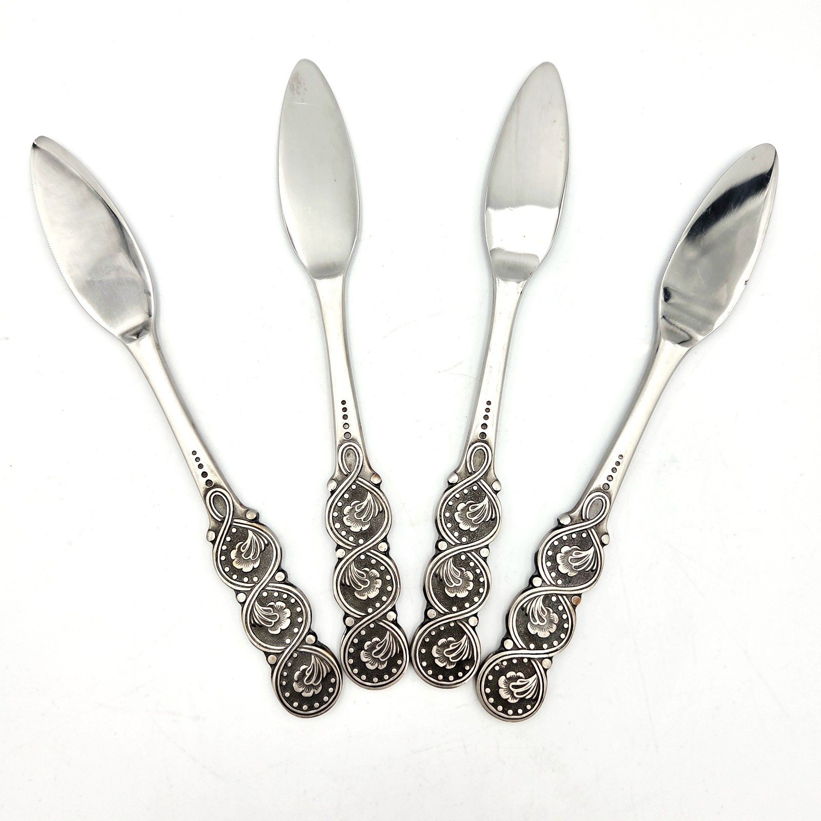 Set of Four National Stainless Nouveau Pattern Dinner Knives Flatware MCM Japan