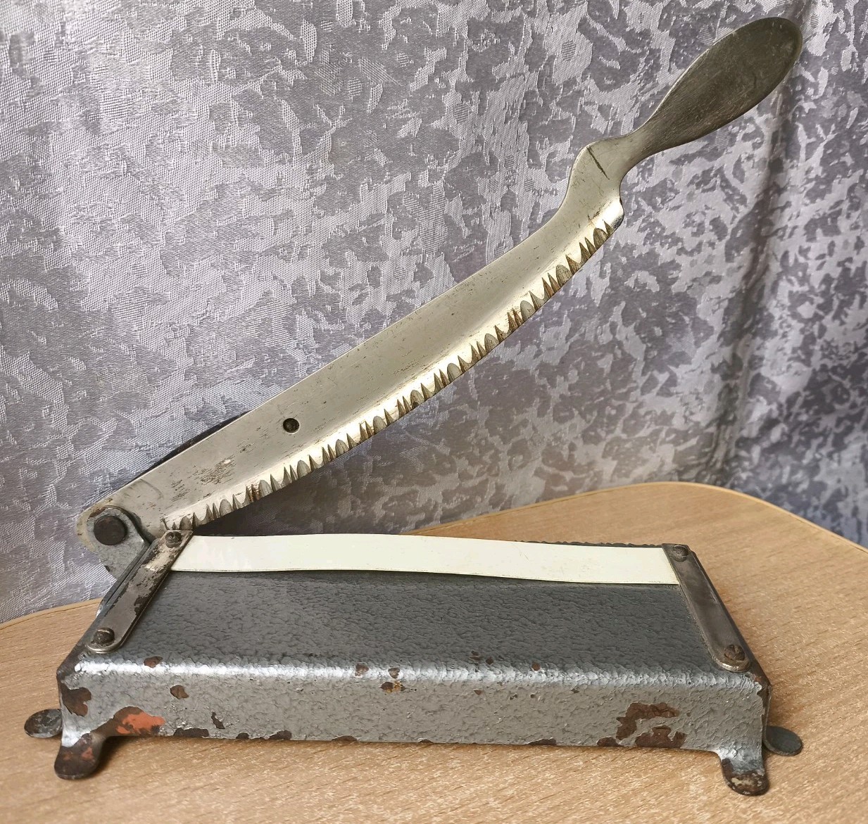 Vintage Soviet USSR  Paper Cutter Guillotine for Photos Sharp tool  device