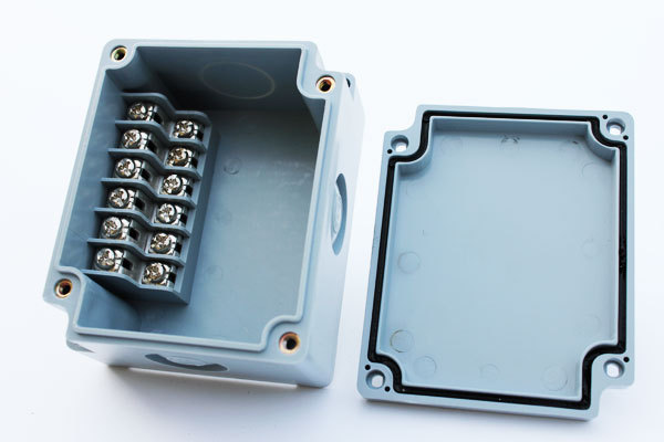 TERMINAL ENCLOSURE, LOT OF 6, 6-POSITION, 10 AMP, 3.34 x 2.56 x 1.77", SKU 1006