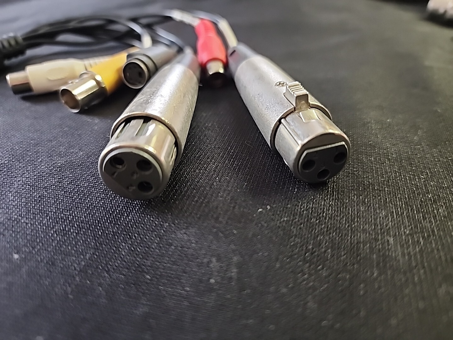 AJA Kona Capture card Breakout Cable Composite/Component/RCA/XLR one end Missing